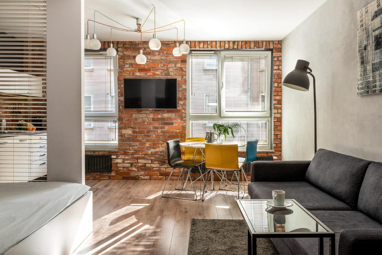 Apartamenty-Wroc Golden House ヴロツワフ エクステリア 写真