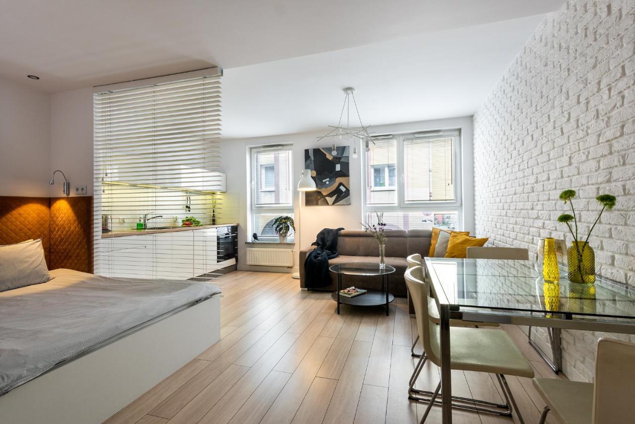 Apartamenty-Wroc Golden House ヴロツワフ エクステリア 写真