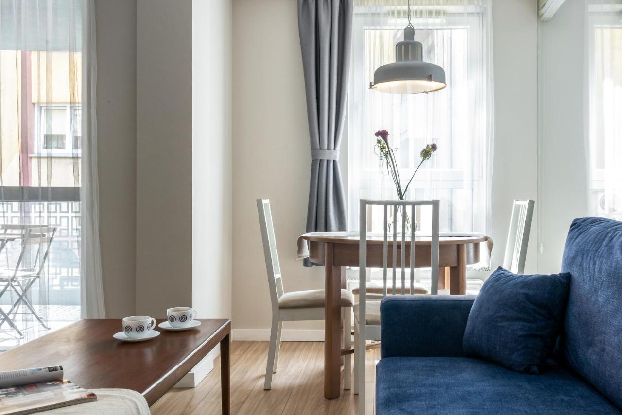Apartamenty-Wroc Golden House ヴロツワフ エクステリア 写真